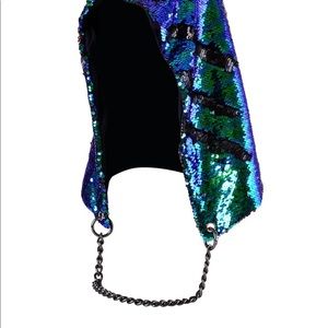 Sequin hood